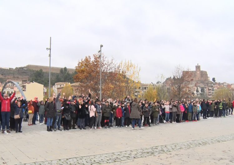 L’Associació l’Estel celebra el Dia internacional de les persones amb discapacitat amb una performance