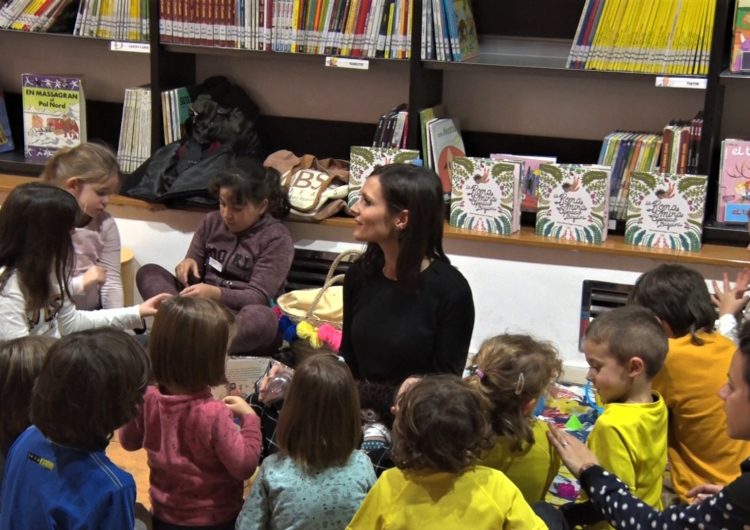 La Biblioteca Margarida de Montferrat acull el taller ‘La Rona es mira, operació biquini’ de Miriam Ródenas