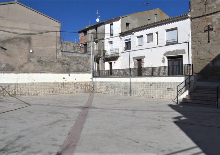 Bellmunt renova la plaça Major i el carrer Major del municipi