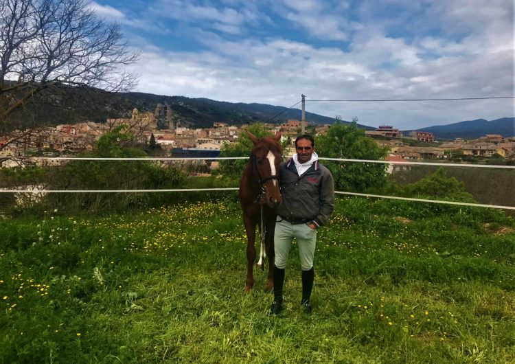 Els Serrats Cavalls d’Esport dona 3.000 euros a l’hospital Arnau de Vilanova de Lleida