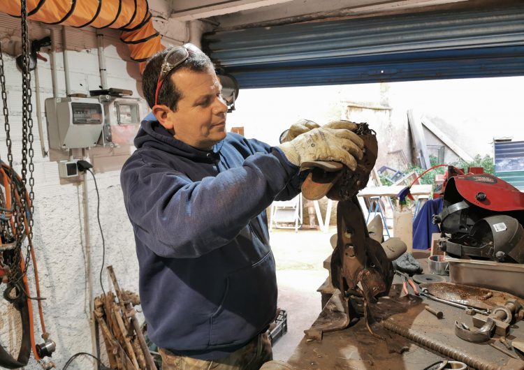 L’artista Jordi Marcos presenta la col•lecció ‘Faunia’, bestioles de la Noguera fetes en ferro