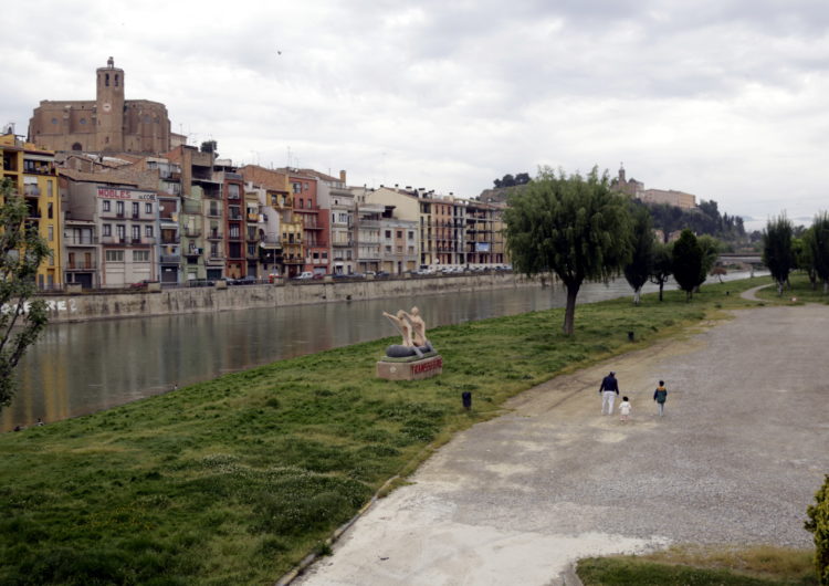 Els infants tornen de mica en mica als carrers i places