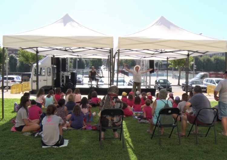 Balaguer celebra el Sant Jordi d’estiu amb una diada del llibre i la rosa atípica