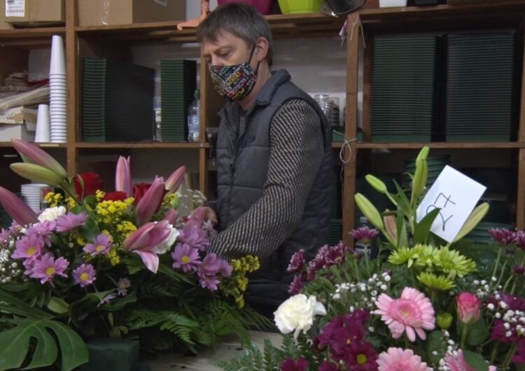 Els floristes esperen recuperar les pèrdues de l’any amb la campanya de Tots Sants
