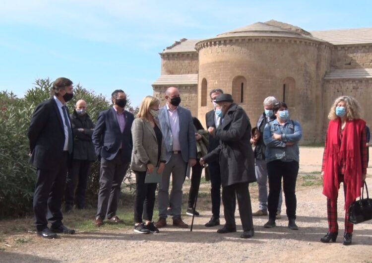 La consellera de Cultura, Àngels Ponsa, visita el Monestir de Santa Maria de les Franqueses