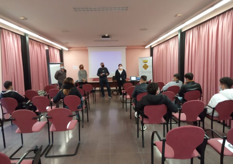 Curs de prevenció i detecció d’assetjament juvenil per a joves migrats sols