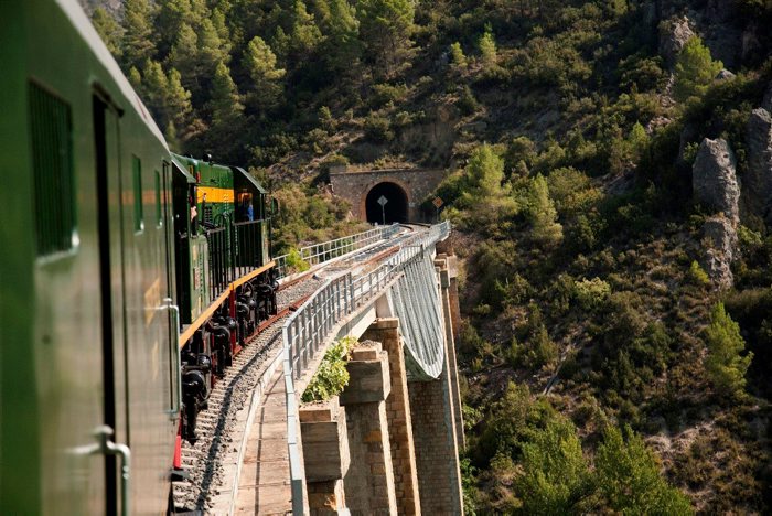 El Tren dels Llacs reprèn el servei un cop aixecat el confinament perimetral comarcal