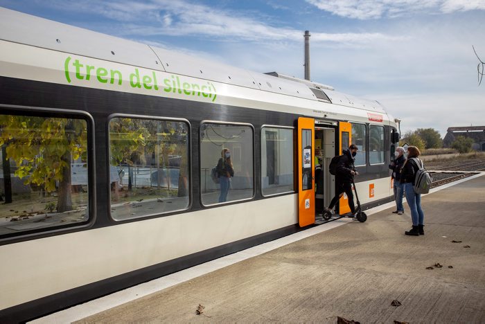 Servei d’autobús substitutori entre Balaguer i La Pobla de Segur del 3 al 6 d’octubre degut a un acte vandàlic en una unitat de tren