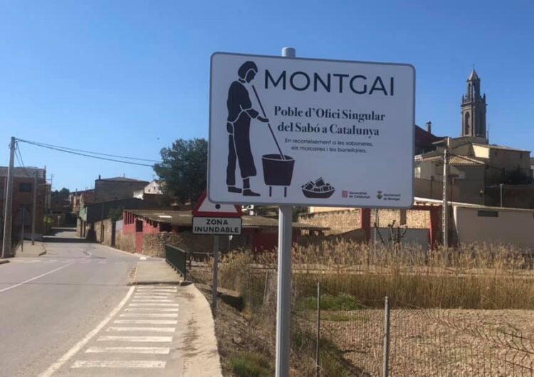 Montgai estrena cartells de “Poble d’Ofici Singular del Sabó de Catalunya”