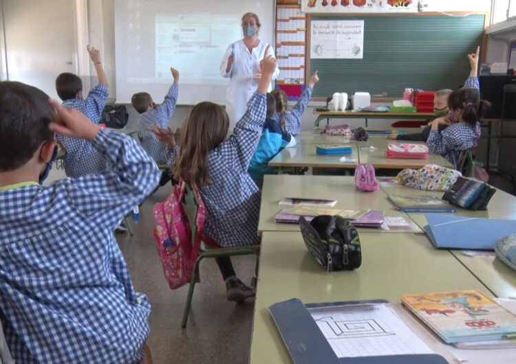 La Clínica Dental Balaguer imparteix el taller “Cuidem el Somriure” als alumes de l’escola Gaspar de Portolà