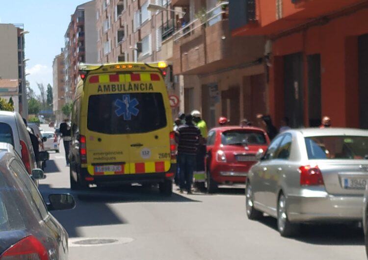 Un vehicle atropella una nena al carrer Sant Lluís de Balaguer