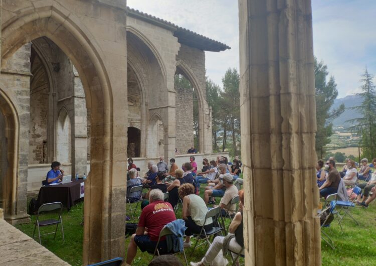 Àger acull ‘Embruix’, una jornada dedicada a les bruixes amb conferències, col·loquis i un cercle de dones