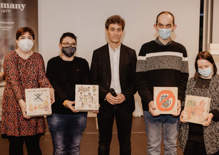 Alemany fa públics els guanyadors de les caixes d’Art i Torró d’aquest Nadal en un acte a la Llotja