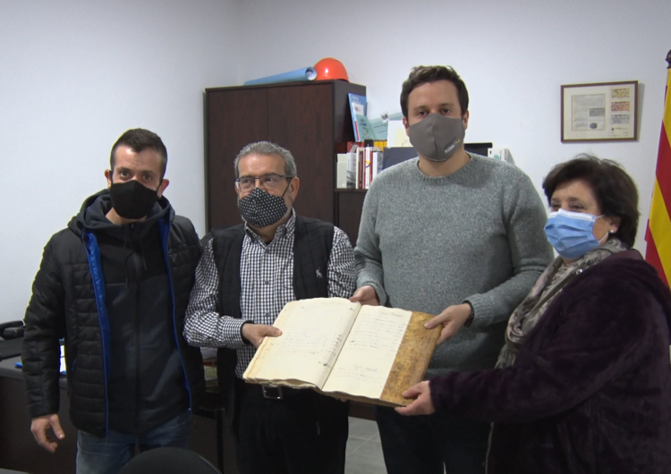 Ingressa a l’Ajuntament de Castelló de Farfanya un llibre de comptes del segle XVI