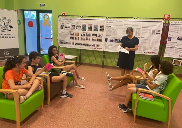 Última reunió del curs del club de lectura infantil de la biblioteca d’Artesa de Segre