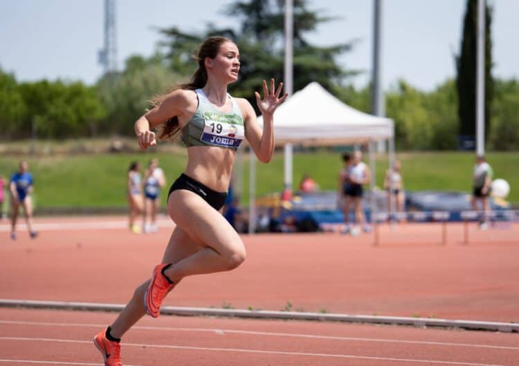 Clàudia Martínez s’endú un or als campionats de Catalunya de pista coberta