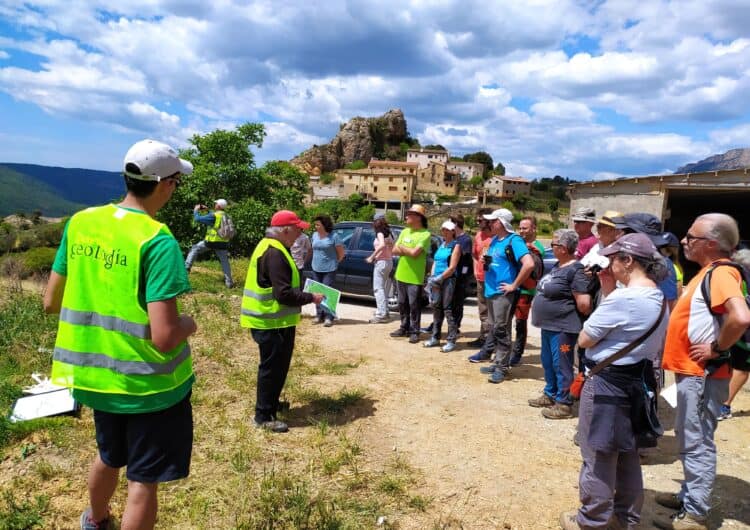 El Geoparc Orígens celebra el Geolodía de Lleida a Àger amb èxit de participació