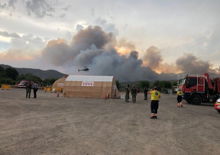 L’incendi d’Artesa de Segre afecta ja 500 hectàrees amb un potencial de fins a 20.000