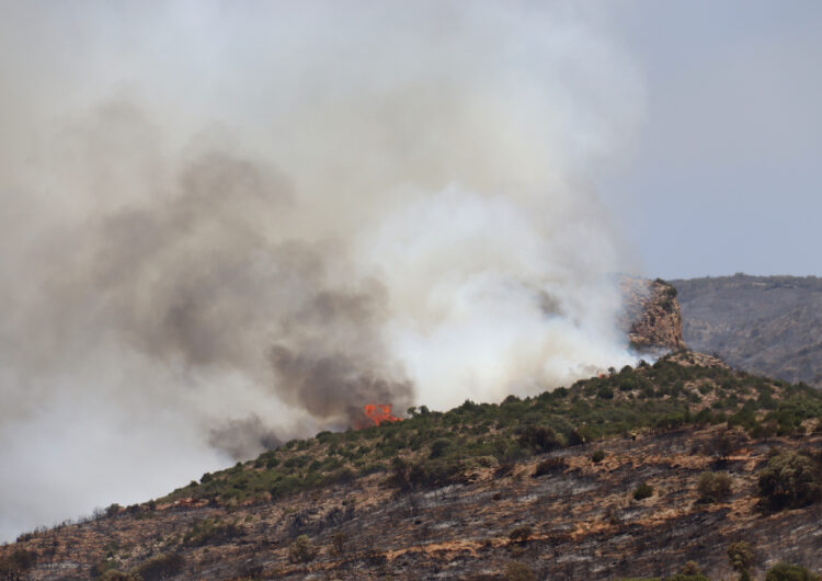 Els Bombers donen per controlat l’incendi d’Artesa de Segre, que ha cremat 2.700 hectàrees des de dimecres passat