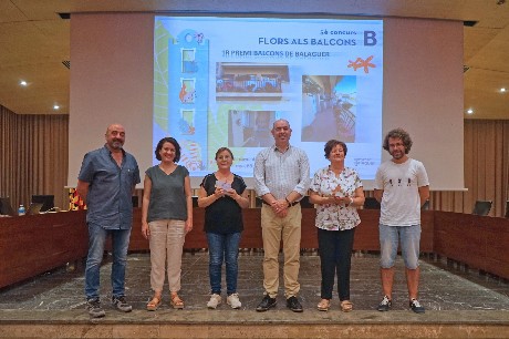 La Paeria de Balaguer entrega els premis del concurs ‘Flors als Balcons’