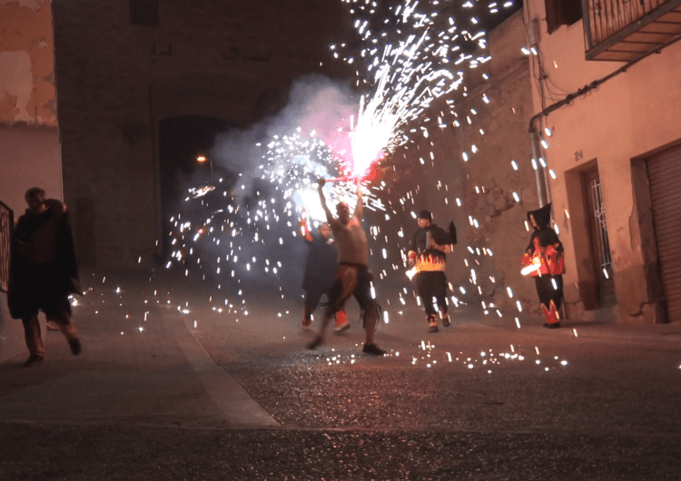 El foc torna a protagonitzar la revetlla de Sant Joan de Balaguer