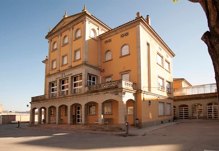 El claustre de l’Institut Ciutat de Balaguer declara persona non grata al conseller d’Educació Josep González Cambray