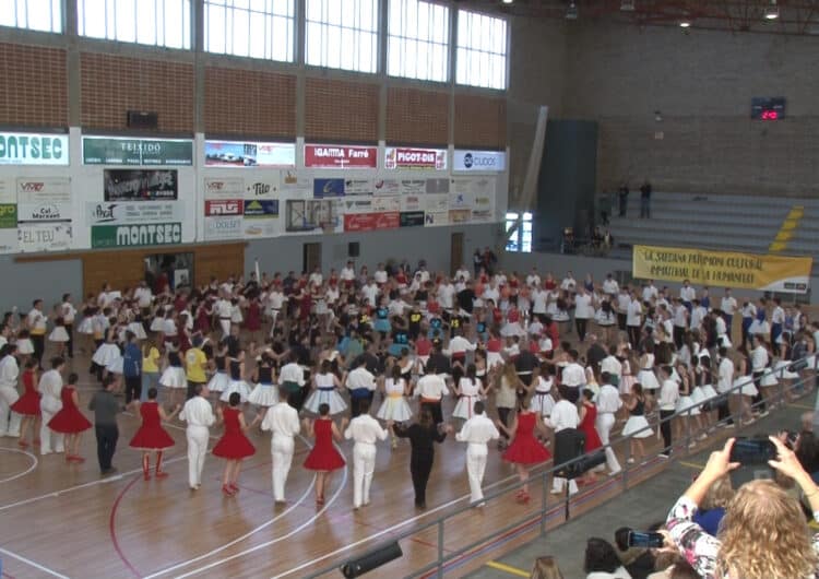 L’Agrupació Sardanista ‘Mirant al cel’, triomfadora del Campionat de Catalunya de Punt Lliures