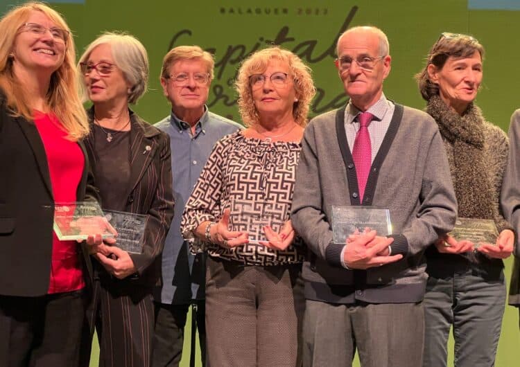 El món sardanista reconeix la dedicació de Dora Prats i Josep Amorós en el lliurament dels Premis Capital de la Sardana