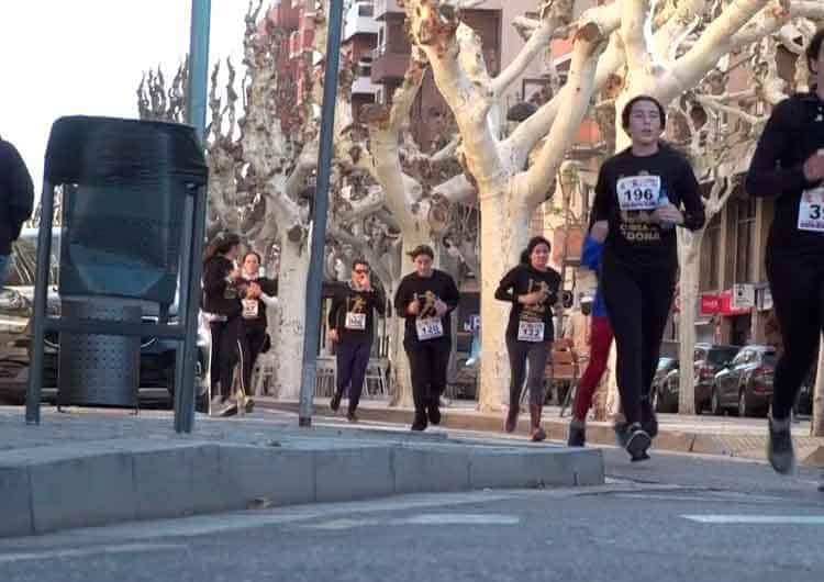 La cursa de la dona de Balaguer torna a ser clam multitudinari contra la violència envers les dones