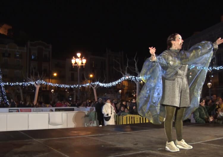 Comença la campanya de Nadal a Balaguer amb l’arribada de la Polsim i l’encesa de llums