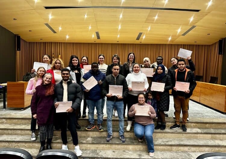 La Paeria de Balaguer fa entrega dels diplomes del curs de primera acollida per a persones nouvingudes