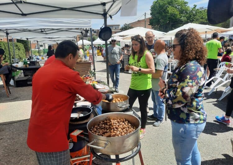 Vallfogona de Balaguer ven més de 1.800 tapes de caragols en la Fira Lo Caragol food