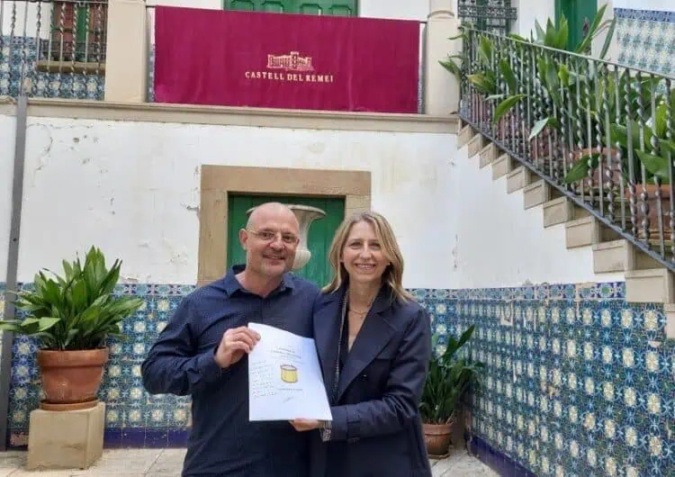 Nova sardana dedicada al Castell del Remei