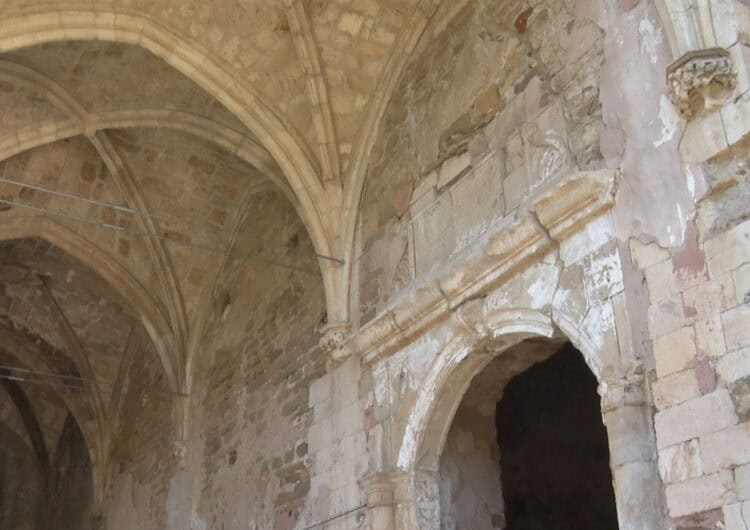 Àger restaurarà el claustre gòtic de la col·legiata de Sant Pere