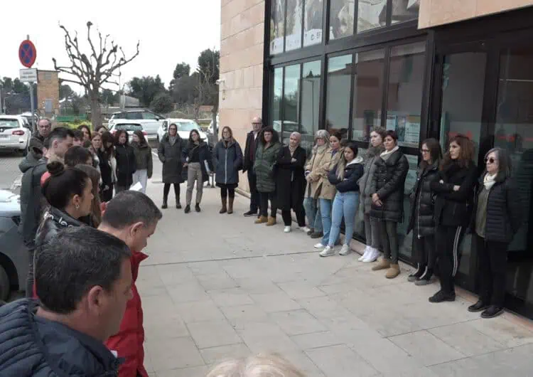El Consell comarcal se suma a les protestes per l’assassinat a una treballadora social a Badajoz