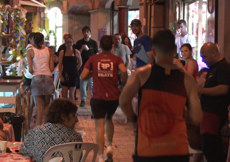 El Centre Històric viu una nit d’esport i comerç
