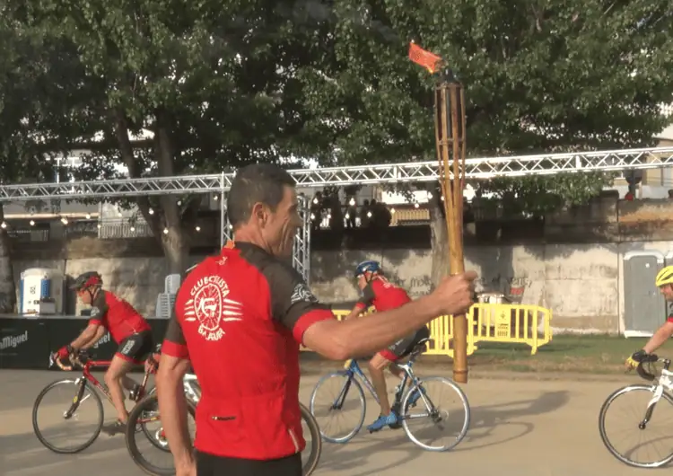 Balaguer celebra la Revetlla de Sant Joan amb l’arribada de la flama