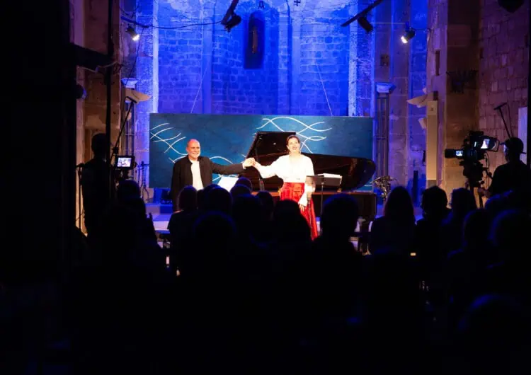 El festival (z)ona ponts homenatja Conxita Badia i la cançó catalana en el seu concert inaugural