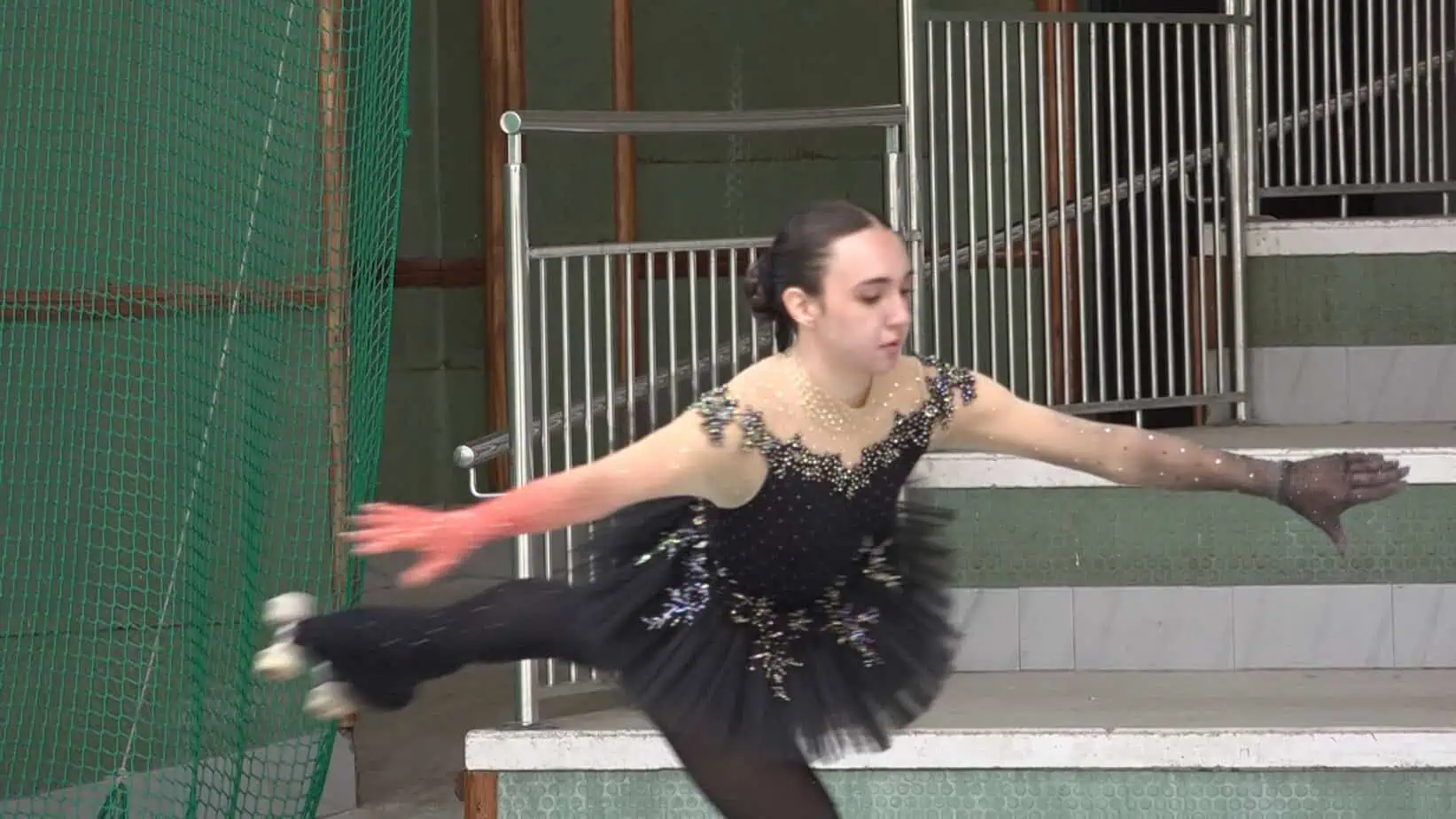 Laia Fernández toca el cel al Campionat de Catalunya juvenil de patinatge artístic
