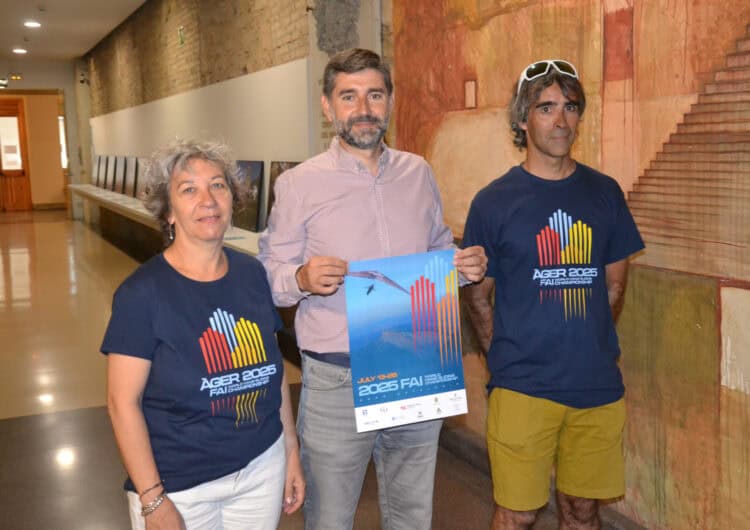 Àger acull els millors esportistes del món d’ala delta