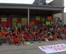 La comunitat educativa de l’Escola Mont-roig continua ‘picant pedra’