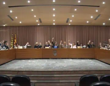 Unanimitat per la millora de l’atenció social a les escoles i per la defensa del model lingüístic català