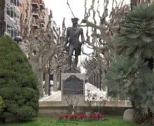 L’Estàtua de Gaspar de Portolà torna al Passeig de l’Estació