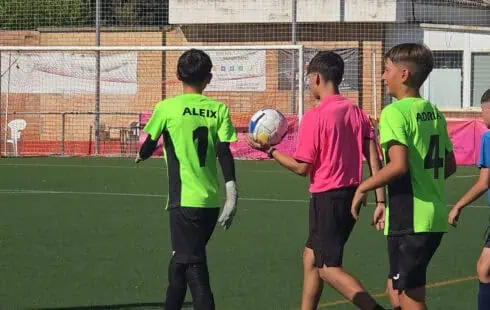 La Lips League suma quatre anys de futbol i espectacle