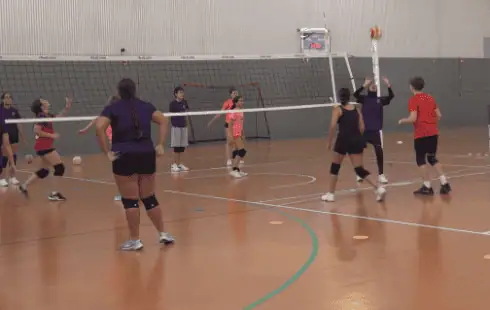El voleibol crea comunitat a Balaguer