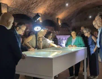 El Castell del Remei cedeix el seu arxiu històric a la Generalitat de Catalunya